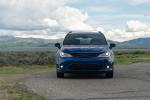 Chrysler Pacifica Limited S Appearance Package 2017 года